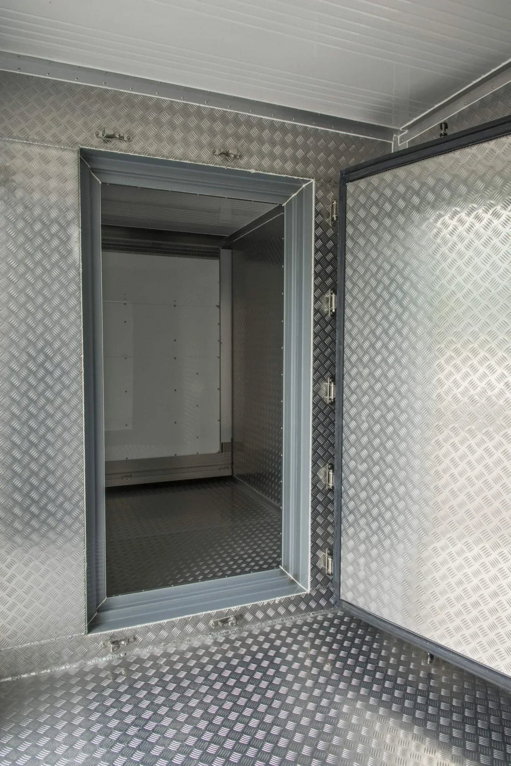 Contenitore Super Frigorifero Doppia Zona 20 Piedi